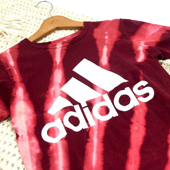 ADIDAS Go To Tee Red Tie Dye Short Sleeve Shirt - Picture 11 of 14